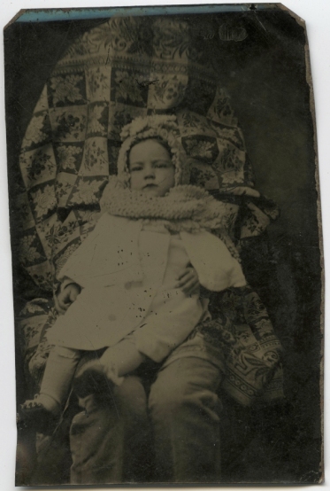 Hidden mother in unsettling Victorian photograph of children